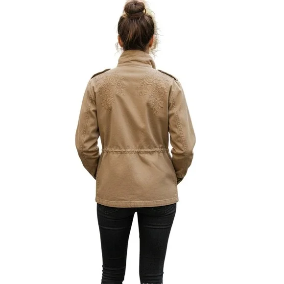 Ralph Lauren Featherweight Twill Field Jacket‎ Khaki Floral Embroidery M NWT - Picture 7 of 16